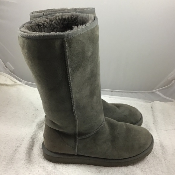 UGG Shoes - UGG Classic Tall Lined Boots 7 Gray Very Good